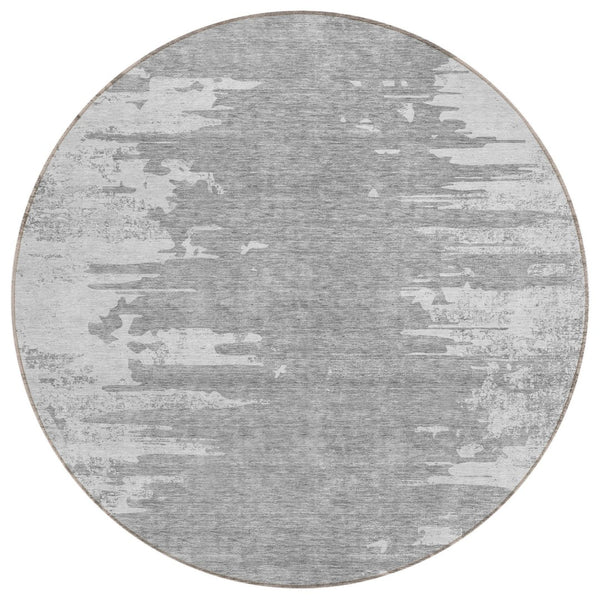 HomeRoots 5' Stylish Silver Gray and Ivory Abstract Washable Area Rug for Indoor and Outdoor Spaces 8' Round 582442