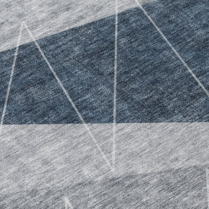 Homeroots 3' Mint Green And Ivory Geometric Washable Area Rug For Indoor And Outdoor Spaces, Stain Resistant 8' Round Polyester 582466