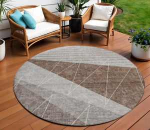 Homeroots 3' Mint Green And Ivory Geometric Washable Area Rug For Indoor And Outdoor Spaces, Stain Resistant 8' Round Polyester 582472