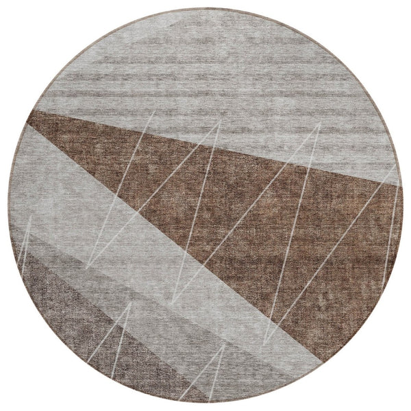 HomeRoots 5' Versatile Gray Silver and Taupe Geometric Washable Area Rug for Indoor and Outdoor Spaces 8' Round 582472