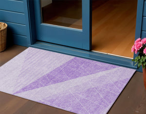 Homeroots 3' Mint Green And Ivory Geometric Washable Area Rug For Indoor And Outdoor Spaces, Stain Resistant 3' X 5' Polyester 582476