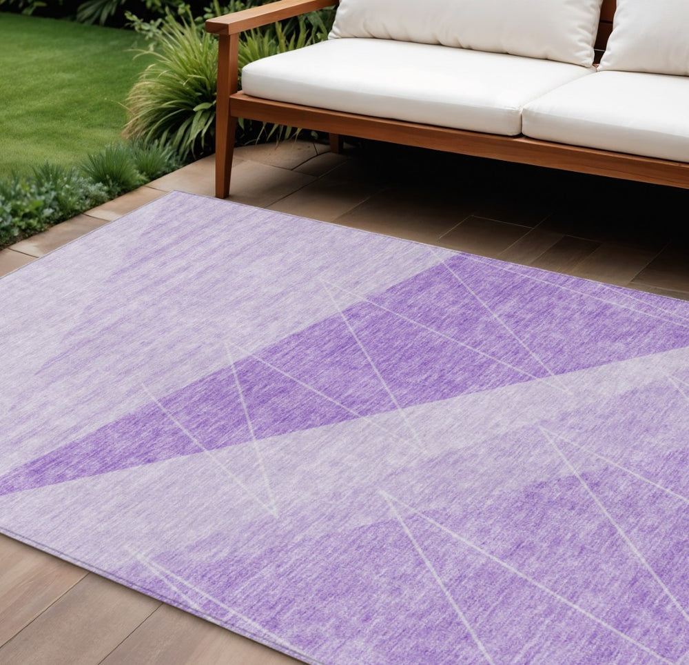 HomeRoots 9' Stylish Lavender and Purple Geometric Area Rug - Washable, Stain-Resistant for Indoor & Outdoor Use 9' X 12' 582480