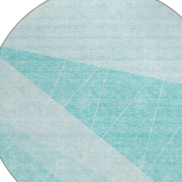 Homeroots 3' Mint Green And Ivory Geometric Washable Area Rug For Indoor And Outdoor Spaces, Stain Resistant 8' Round Polyester 582496