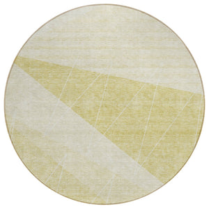 HomeRoots 5' Timeless Wheat Gold and Ivory Geometric Area Rug for Indoor and Outdoor High-Traffic Spaces 8' Round 582502