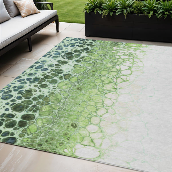 Homeroots 3' Stylish Green And Mint Abstract Washable Area Rug For Indoor And Outdoor Spaces, Durable Design 5' X 8' Polyester 582507
