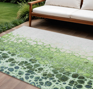 Homeroots 3' Stylish Green And Mint Abstract Washable Area Rug For Indoor And Outdoor Spaces, Durable Design 8' X 10' Polyester 582509
