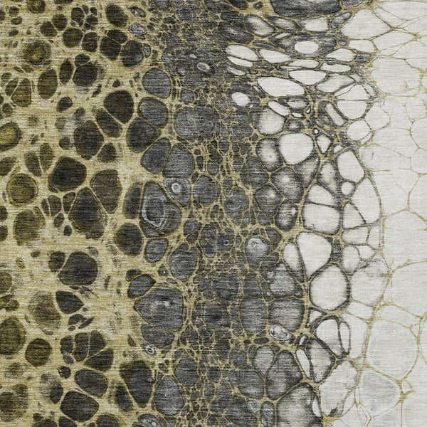 Homeroots 3' Stylish Green And Mint Abstract Washable Area Rug For Indoor And Outdoor Spaces, Durable Design 3' X 5' Polyester 582512