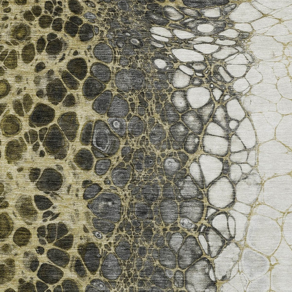 Homeroots 3' Stylish Green And Mint Abstract Washable Area Rug For Indoor And Outdoor Spaces, Durable Design 8' X 10' Polyester 582515