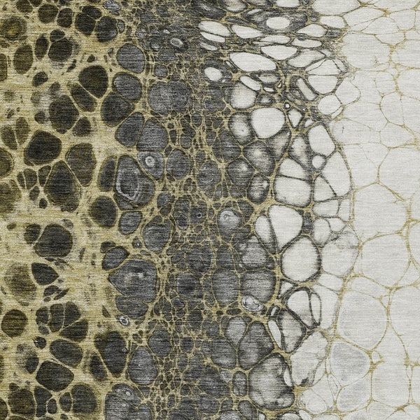 Homeroots 3' Stylish Green And Mint Abstract Washable Area Rug For Indoor And Outdoor Spaces, Durable Design 10' X 14' Polyester 582517