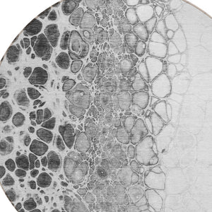 Homeroots 3' Stylish Green And Mint Abstract Washable Area Rug For Indoor And Outdoor Spaces, Durable Design 8' Round Polyester 582520