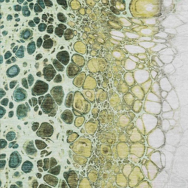 Homeroots 3' Stylish Green And Mint Abstract Washable Area Rug For Indoor And Outdoor Spaces, Durable Design 3' X 5' Polyester 582530