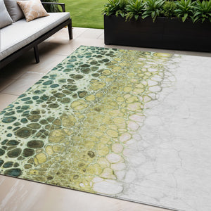 Homeroots 3' Stylish Green And Mint Abstract Washable Area Rug For Indoor And Outdoor Spaces, Durable Design 5' X 8' Polyester 582531