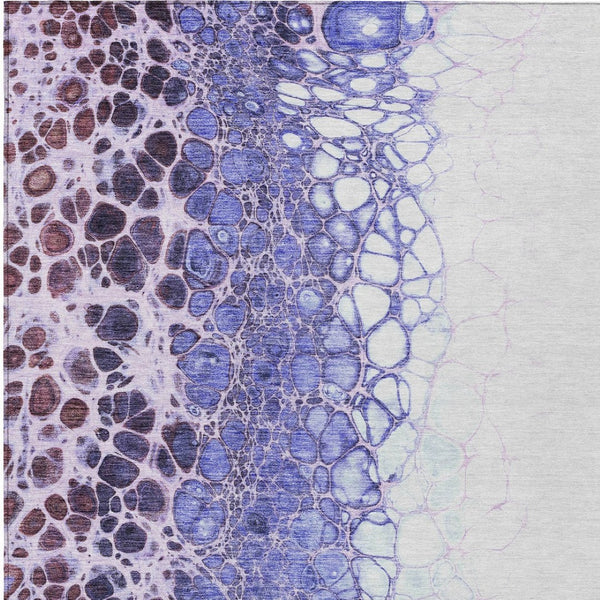 Homeroots 3' Stylish Green And Mint Abstract Washable Area Rug For Indoor And Outdoor Spaces, Durable Design 8' X 10' Polyester 582539