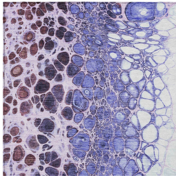 Homeroots 3' Stylish Green And Mint Abstract Washable Area Rug For Indoor And Outdoor Spaces, Durable Design 10' X 14' Polyester 582541