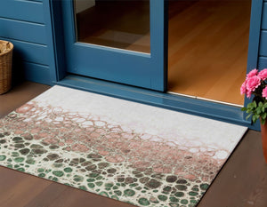 Homeroots 3' Stylish Green And Mint Abstract Washable Area Rug For Indoor And Outdoor Spaces, Durable Design 3' X 5' Polyester 582542