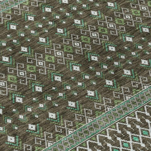 Homeroots 3' Brown Green And Olive Green Tribal Washable Area Rug For Indoor And Outdoor Spaces, Durable Design 8' Round Polyester 582550