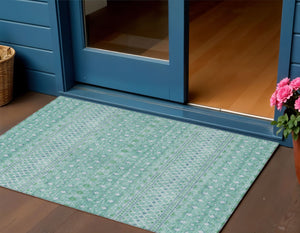 Homeroots 3' Stylish Green And Mint Tribal Washable Area Rug For Indoor And Outdoor Spaces, Durable Design 3' X 5' Polyester 582602