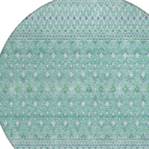 Homeroots 3' Stylish Green And Mint Tribal Washable Area Rug For Indoor And Outdoor Spaces, Durable Design 8' Round Polyester 582604