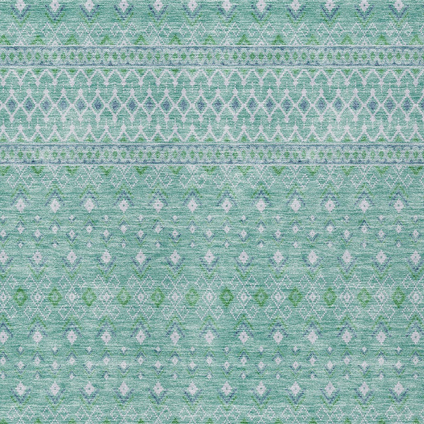 Homeroots 3' Stylish Green And Mint Tribal Washable Area Rug For Indoor And Outdoor Spaces, Durable Design 8' X 10' Polyester 582605