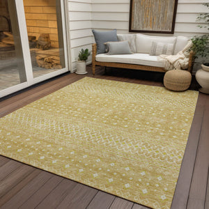 Homeroots 3' Stylish Green And Mint Tribal Washable Area Rug For Indoor And Outdoor Spaces, Durable Design 3' X 5' Polyester 582620