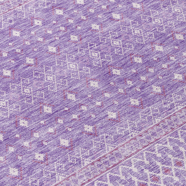 Homeroots 3' Stylish Green And Mint Tribal Washable Area Rug For Indoor And Outdoor Spaces, Durable Design 8' Round Polyester 582628