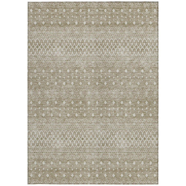 Homeroots 3' Stylish Green And Mint Tribal Washable Area Rug For Indoor And Outdoor Spaces, Durable Design 5' X 8' Polyester 582651