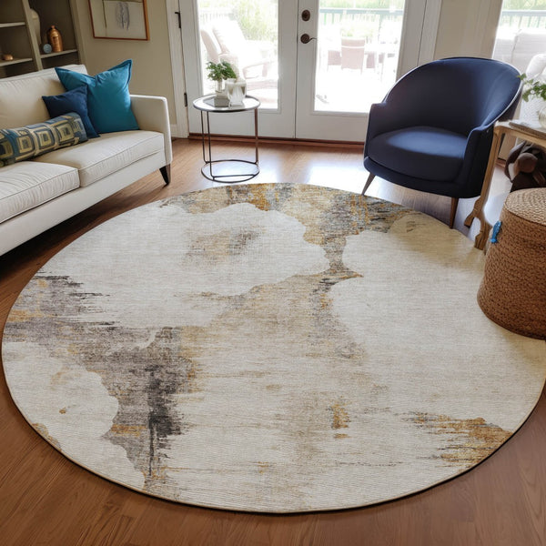 Homeroots 3' Elegant Beige Ivory And Taupe Abstract Washable Area Rug For Indoor And Outdoor Spaces 8' Round Polyester 582658