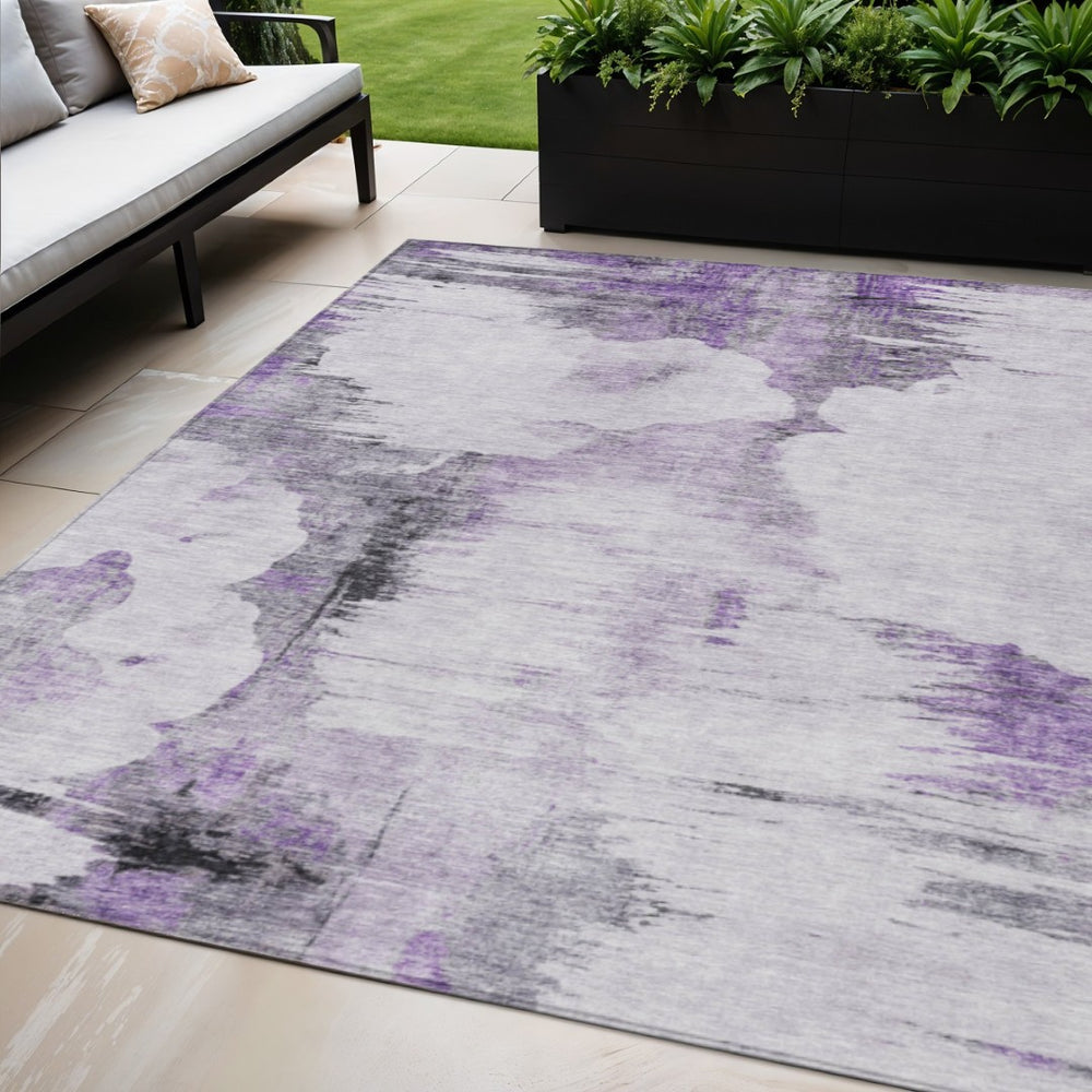 HomeRoots 5' Stylish Purple Lavender and Gray Abstract Area Rug for Indoor and Outdoor Spaces – Washable, Durable 5' X 8' 582675