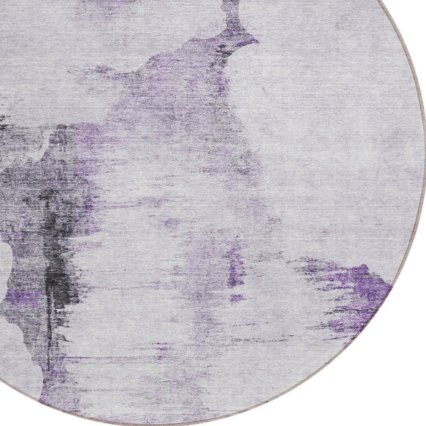 Homeroots 3' Elegant Beige Ivory And Taupe Abstract Washable Area Rug For Indoor And Outdoor Spaces 8' Round Polyester 582676