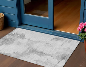 Homeroots 3' Elegant Beige Ivory And Taupe Abstract Washable Area Rug For Indoor And Outdoor Spaces 3' X 5' Polyester 582680