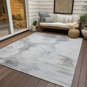 Homeroots 3' Elegant Beige Ivory And Taupe Abstract Washable Area Rug For Indoor And Outdoor Spaces 5' X 8' Polyester 582681