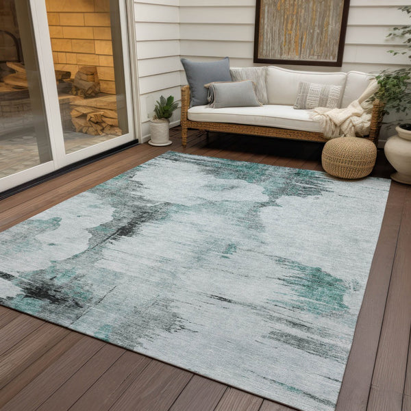 Homeroots 3' Elegant Beige Ivory And Taupe Abstract Washable Area Rug For Indoor And Outdoor Spaces 5' X 8' Polyester 582687