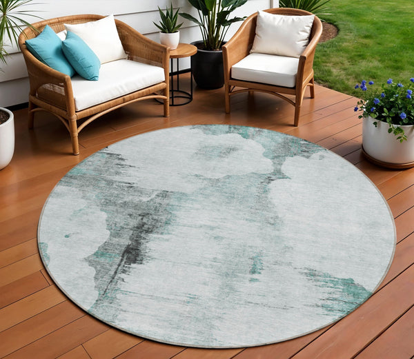 Homeroots 3' Elegant Beige Ivory And Taupe Abstract Washable Area Rug For Indoor And Outdoor Spaces 8' Round Polyester 582688