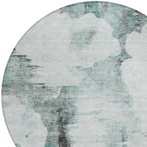 Homeroots 3' Elegant Beige Ivory And Taupe Abstract Washable Area Rug For Indoor And Outdoor Spaces 8' Round Polyester 582688