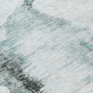 Homeroots 3' Elegant Beige Ivory And Taupe Abstract Washable Area Rug For Indoor And Outdoor Spaces 8' Round Polyester 582688