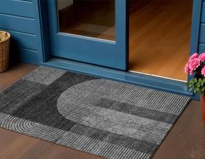 Homeroots 3' Blush Pink And Mauve Geometric Washable Area Rug For Stylish Indoor And Outdoor Spaces 3' X 5' Polyester 582704