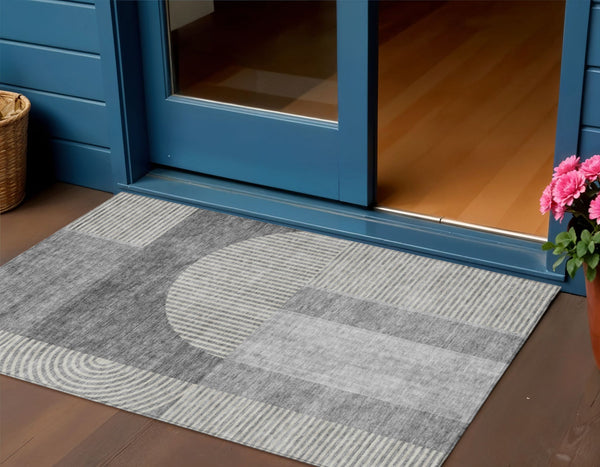 Homeroots 3' Blush Pink And Mauve Geometric Washable Area Rug For Stylish Indoor And Outdoor Spaces 3' X 5' Polyester 582716