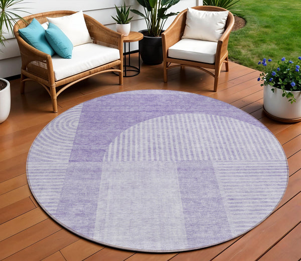 Homeroots 3' Blush Pink And Mauve Geometric Washable Area Rug For Stylish Indoor And Outdoor Spaces 8' Round Polyester 582724