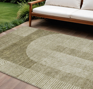 Homeroots 3' Blush Pink And Mauve Geometric Washable Area Rug For Stylish Indoor And Outdoor Spaces 10' X 14' Polyester 582745