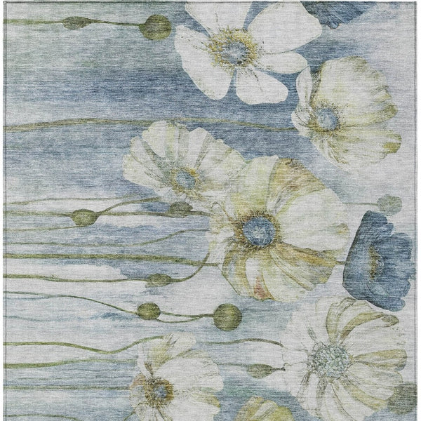 Homeroots 3' Denim Blue Floral Washable Area Rug - Perfect For Indoor Outdoor Spaces, Stain Resistant Design 8' X 10' Polyester 582749