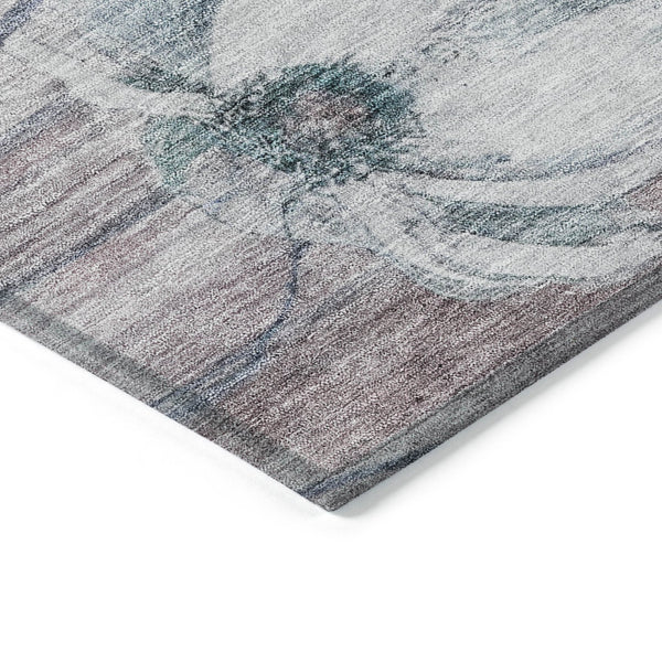 Homeroots 3' Denim Blue Floral Washable Area Rug - Perfect For Indoor Outdoor Spaces, Stain Resistant Design 3' X 5' Polyester 582776
