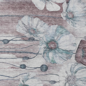 Homeroots 3' Denim Blue Floral Washable Area Rug - Perfect For Indoor Outdoor Spaces, Stain Resistant Design 5' X 8' Polyester 582777