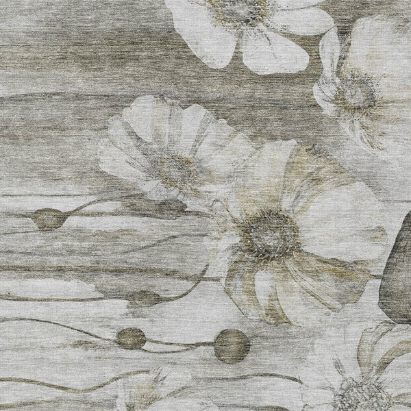 Homeroots 3' Denim Blue Floral Washable Area Rug - Perfect For Indoor Outdoor Spaces, Stain Resistant Design 9' X 12' Polyester 582786