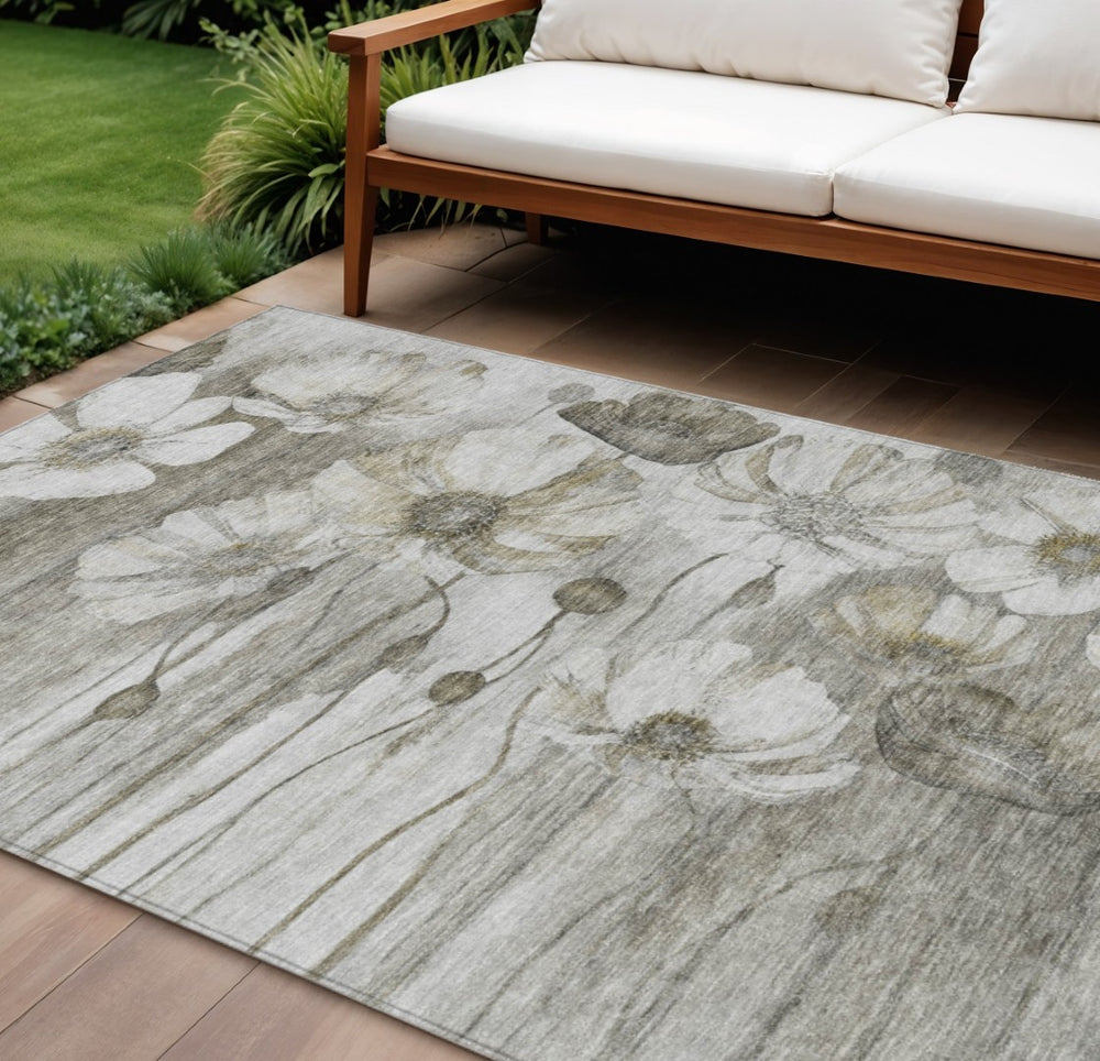 HomeRoots 5' Elegant Floral Indoor Outdoor Area Rug in Taupe, Ivory & Tan - Washable, Durable & Stylish 10' X 14' 582787