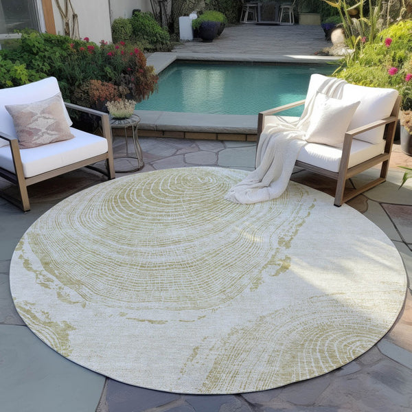 Homeroots 3' Beige Taupe And Gray Abstract Washable Area Rug - Versatile Indoor Outdoor Solution For Any Space 8' Round Polyester 582802