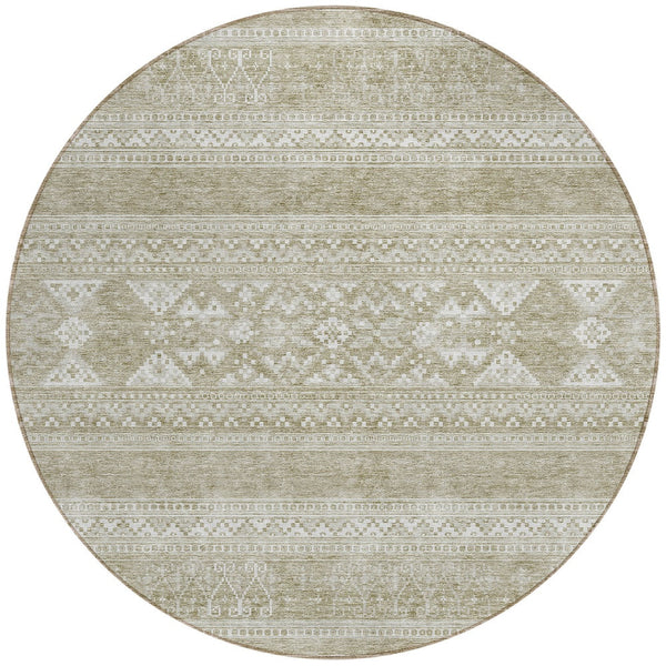 Homeroots 3' Chocolate And Gray Southwestern Indoor Outdoor Rug - Durable, Washable, Stylish For Any Space 8' Round Polyester 582826
