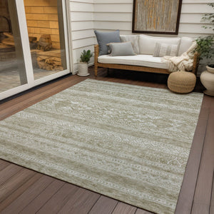 Homeroots 3' Chocolate And Gray Southwestern Indoor Outdoor Rug - Durable, Washable, Stylish For Any Space 8' X 10' Polyester 582827