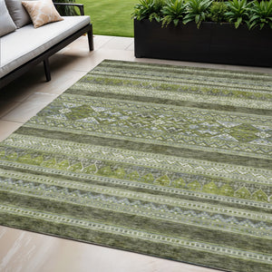 Homeroots 3' Chocolate And Gray Southwestern Indoor Outdoor Rug - Durable, Washable, Stylish For Any Space 5' X 8' Polyester 582837