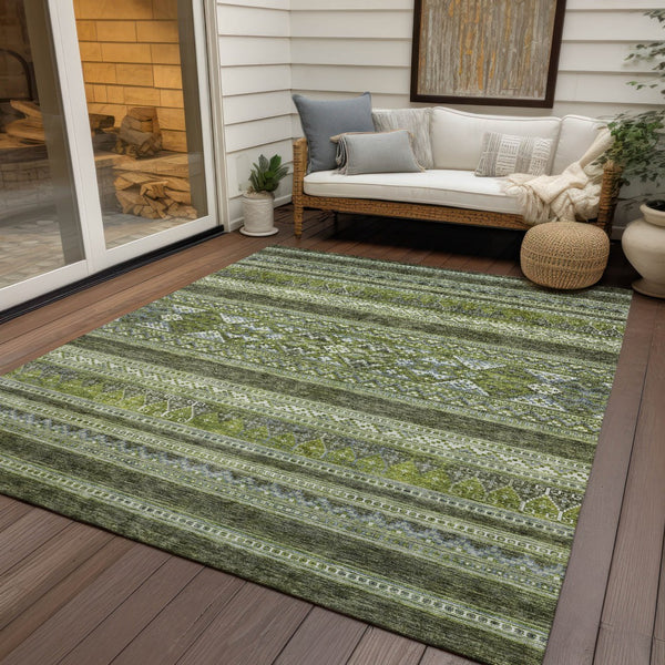 Homeroots 3' Chocolate And Gray Southwestern Indoor Outdoor Rug - Durable, Washable, Stylish For Any Space 9' X 12' Polyester 582840