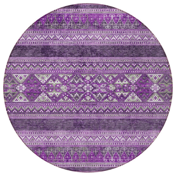 Homeroots 3' Chocolate And Gray Southwestern Indoor Outdoor Rug - Durable, Washable, Stylish For Any Space 8' Round Polyester 582844